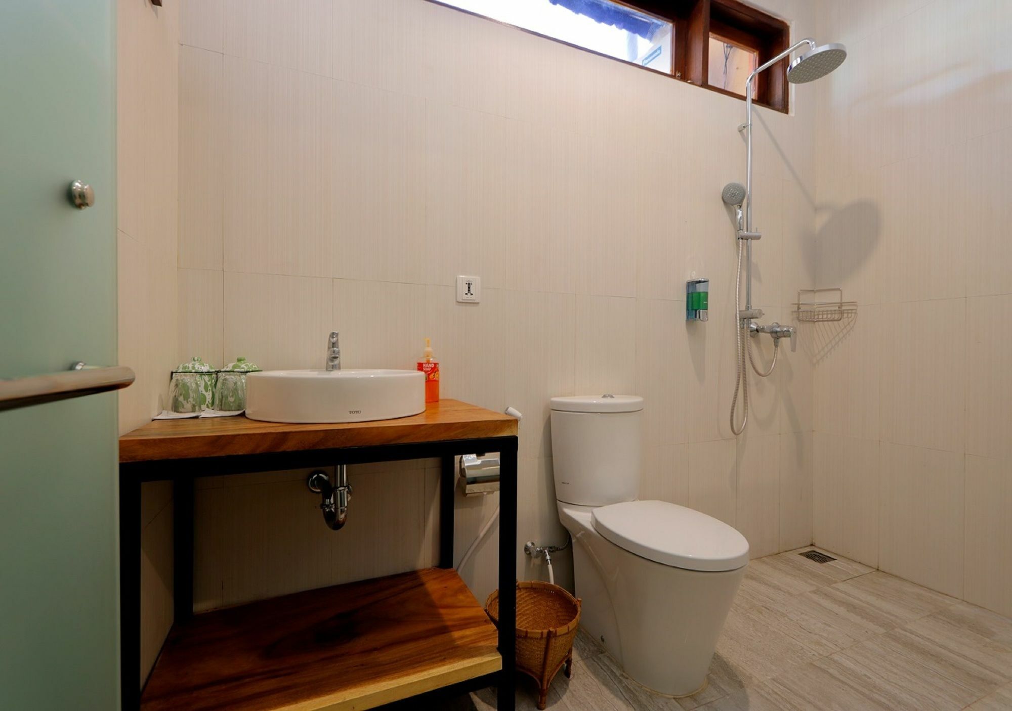 Bali Bee House Hotell Kerobokan Exteriör bild